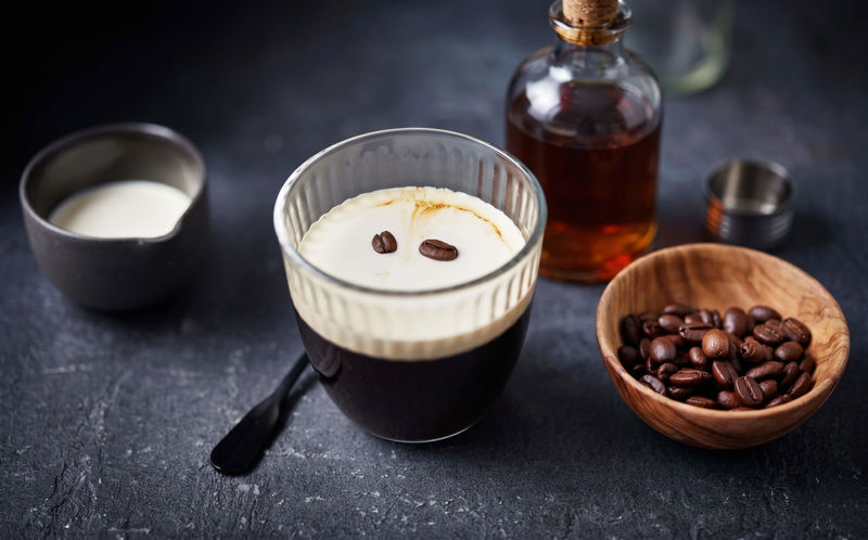 Calypso Coffee: Recept na exotický kávový koktejl s kapkou Karibiku