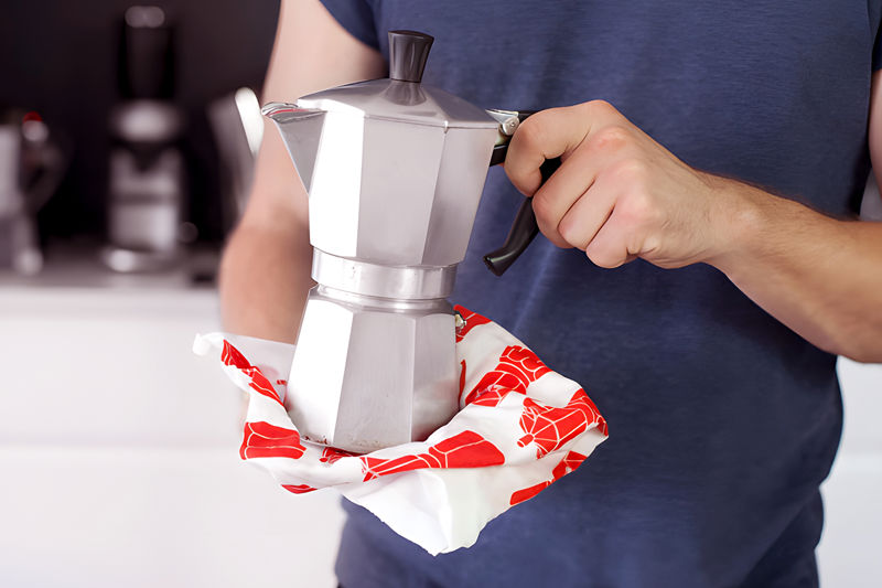 Návod na přípravu kávy v moka konvičce
