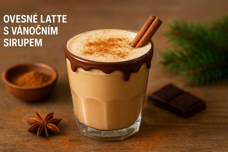 Ovesné latte s vánočním sirupem